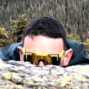 Meet your Posher, Eric